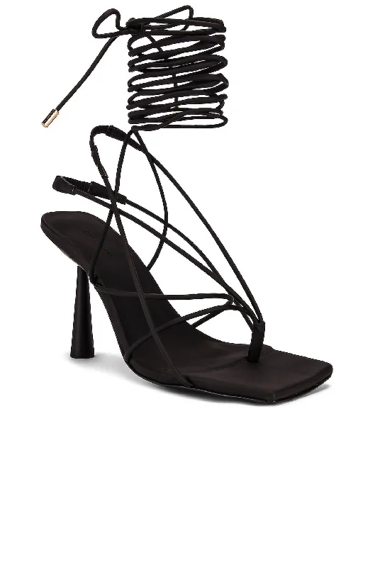 Trendy Looks On Sale Lace Up Sandals In Black