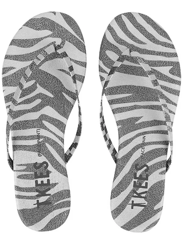 Functional Comfort Shoes Deals Leather Flip Flops In Silver Zebra