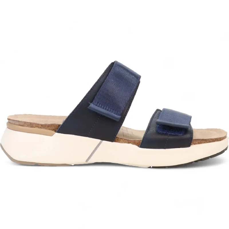 Comfortable Stylish Shoes Women's Calliope Sandal In Navy