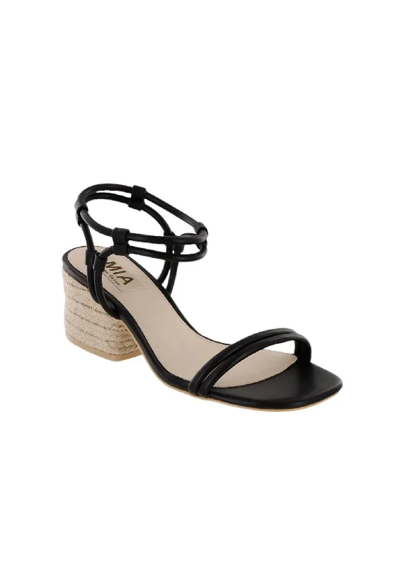 Hot Trends Women's Ione Sandals In Black