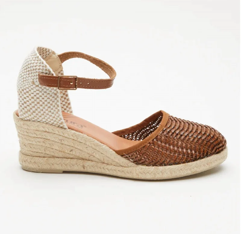 Limited Time Special Offer Women's Lia Sandal In Beige