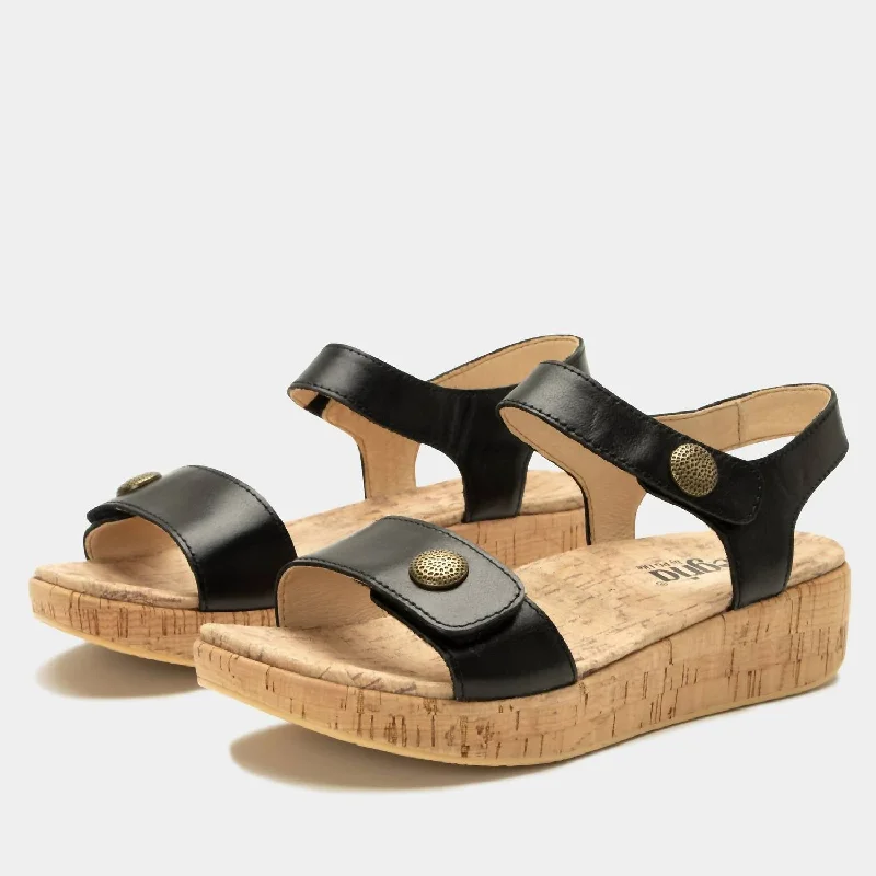 Must-Have Style Discounts Women's Marta Wedge Sandal In Ink