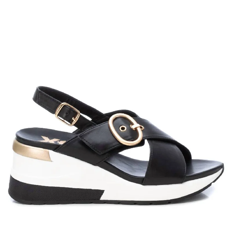 Don't Miss Out Women's Wedge Cross Strap Sandals In Black