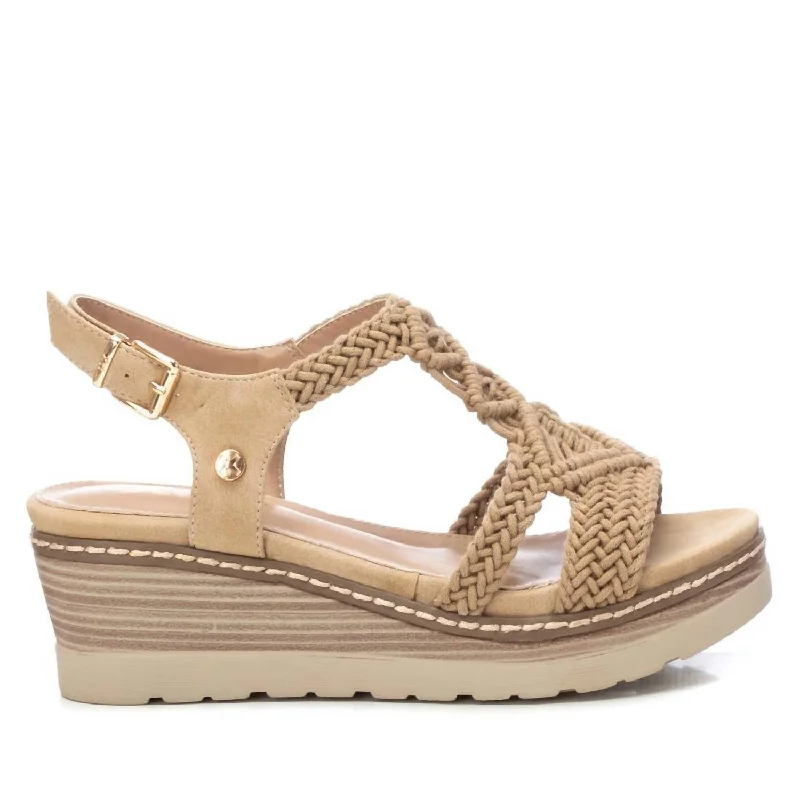 Laid-Back Fashion Offers Women's Wedge Sandals In Beige