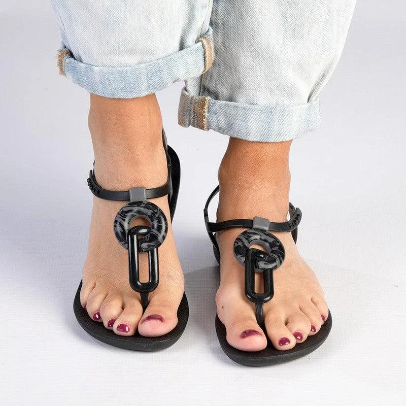 All-Day Comfort Shoes Promotion Ipanema Kate Chain Thong Sandals - Black