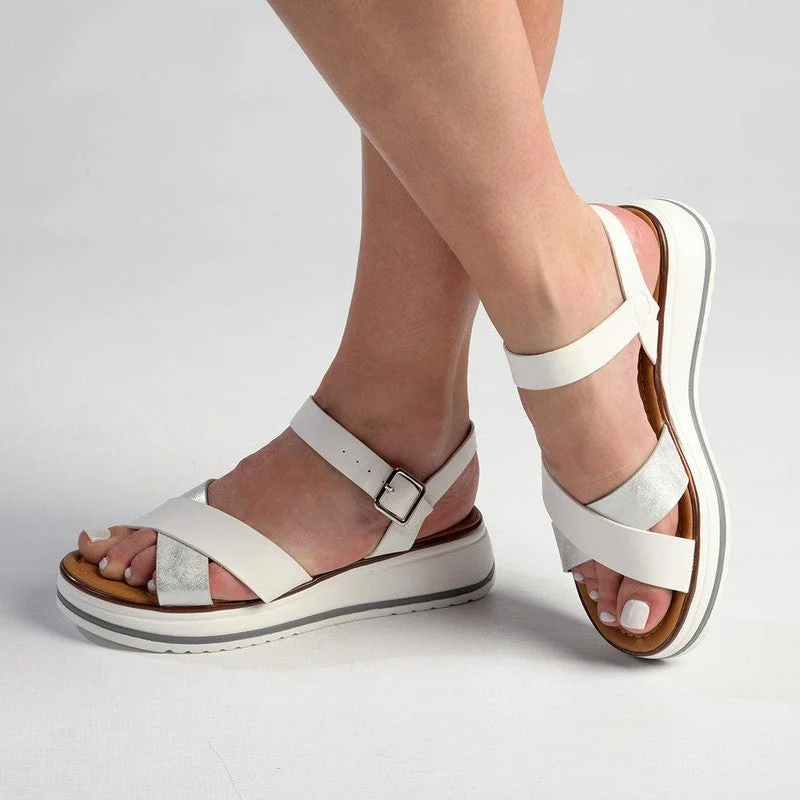 Easy Elegance Sales Madison Jacklynn Crossover Footbed Sandal - White