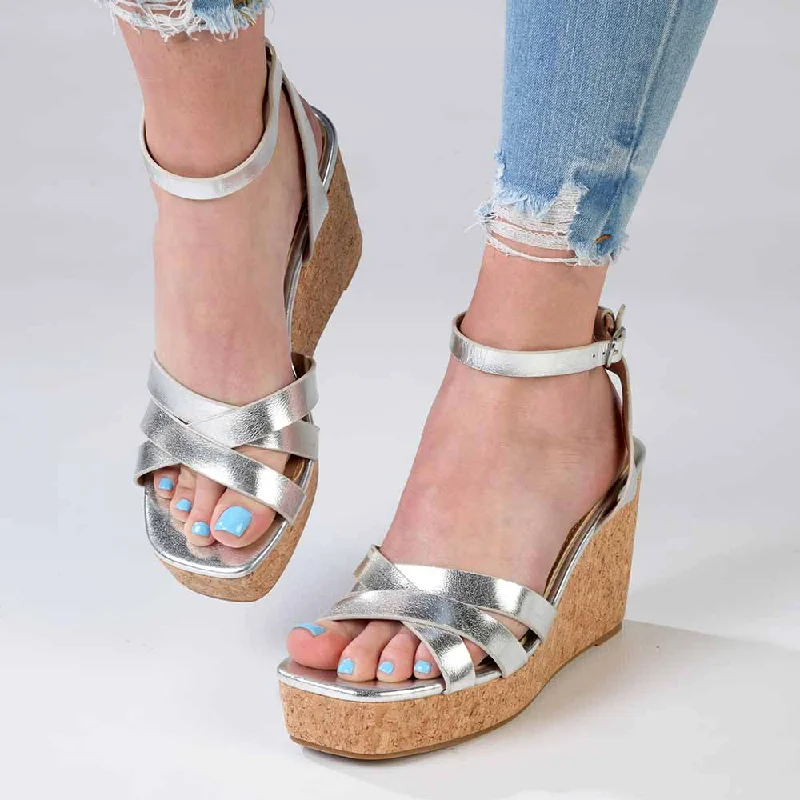 Vintage-Modern Style Offers Madison Laurel Fashion Wedge Sandals - Silver