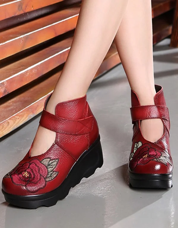 Seasonal Fashion Ethnic style Embroidered Wedge Sandals